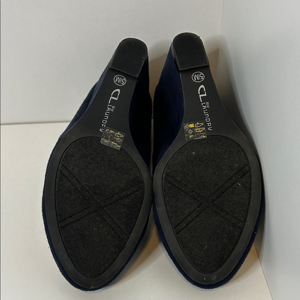 CL by Laundry Dark Blue Wedges 5.5 - Picture 5 of 11
